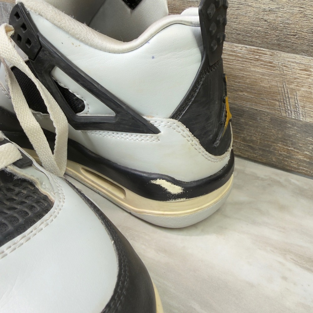 Jordan 4 Retro Metallic Gold Kids Size 5.5Y Sneakers FZ8585-070 White Black - Picture 6 of 12